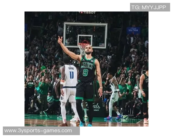 怀特场均15投得14分命中率仅33和26这就是你们追捧的顶级3D表现吗