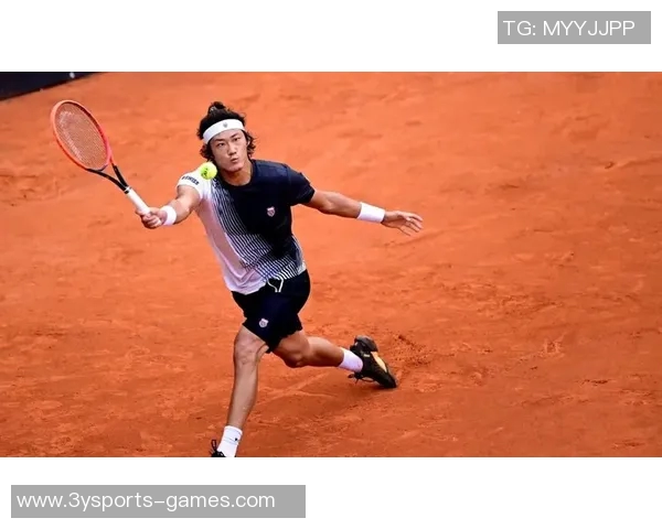 华子自信应对对手包夹策略透露应变之道与比赛心态