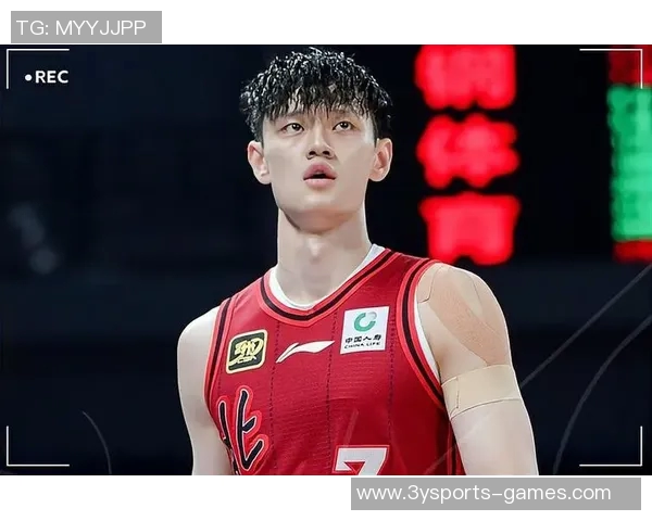 京媒报道曾凡博腰部疼痛但骨头无碍若球队需要将带伤出战