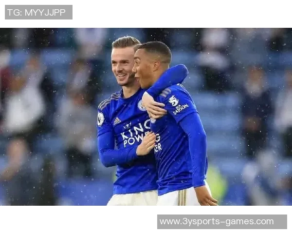 张伯伦随队训练厄德高热苏斯在列约克雷斯等四人缺席情况更新